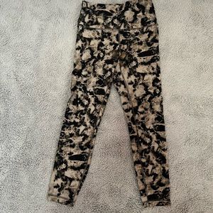 Lululemon Wunder Train 25” Inseam Leggings